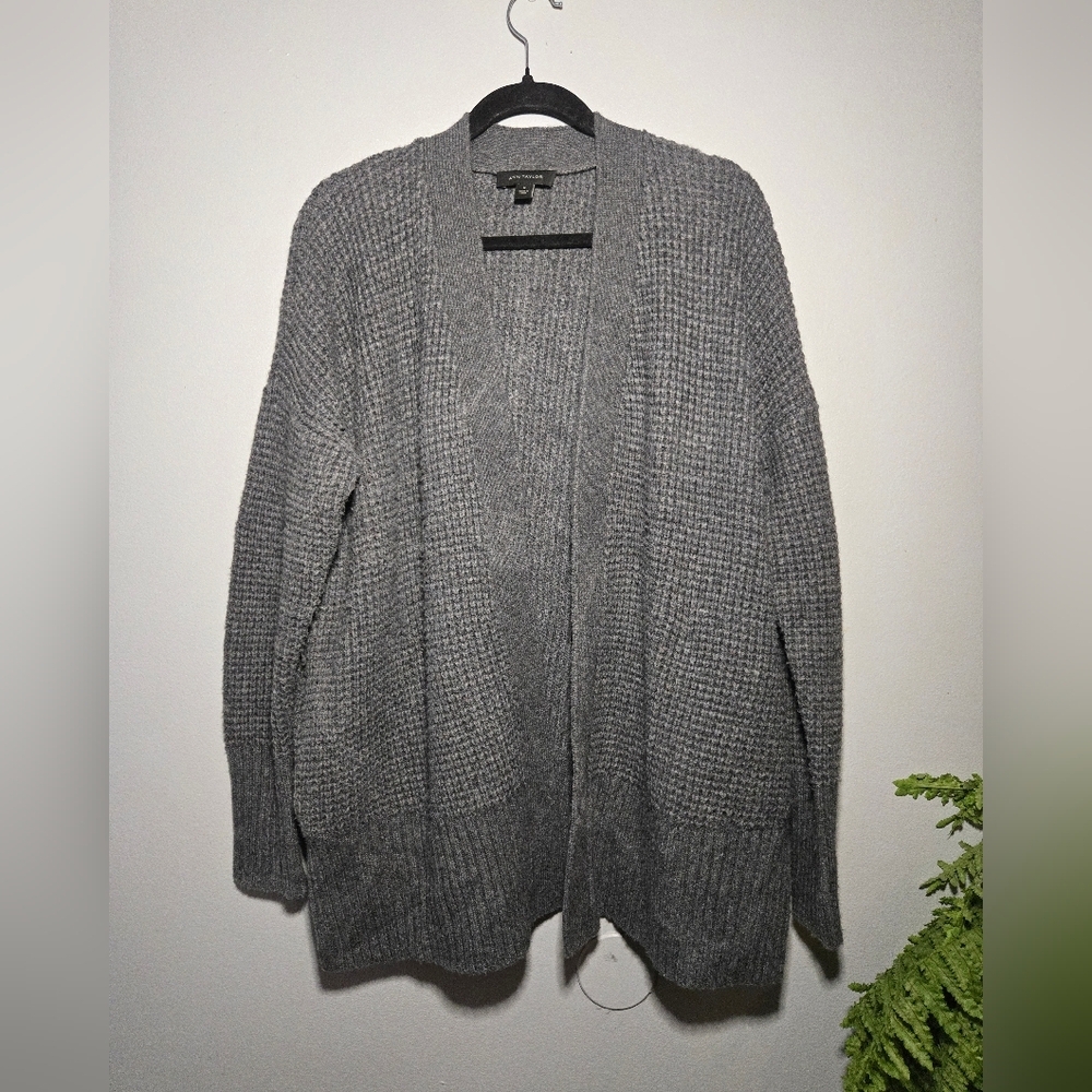 Ann Taylor Alpaca-Blend Gray Open Front Knit Cardigan – Size Medium‎